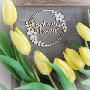 decorative laser cut kochanej mamie chipboard frame with flower arragements