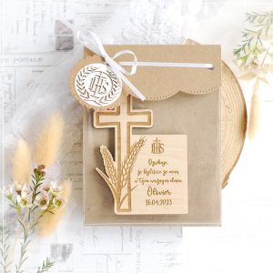 personalised wooden first holy communion magnet favour podziekowania komunijne