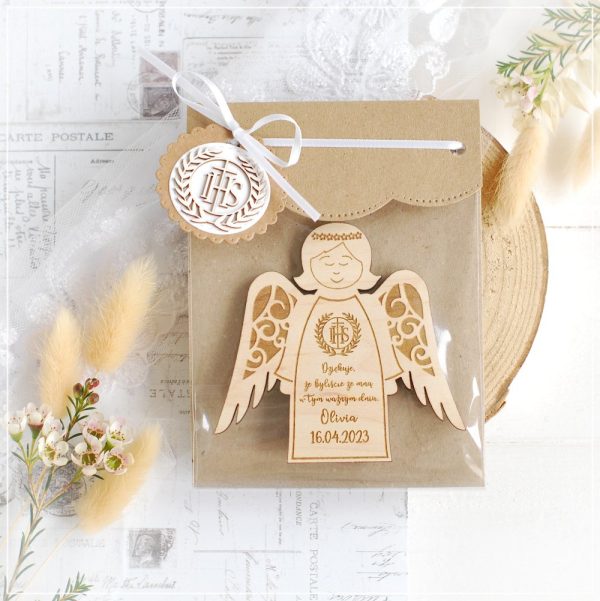 personalised wooden first holy communion magnet favour podziekowanie komunijne