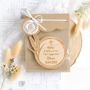 personalised wooden first holy communion magnet favour podziekowania komunijne