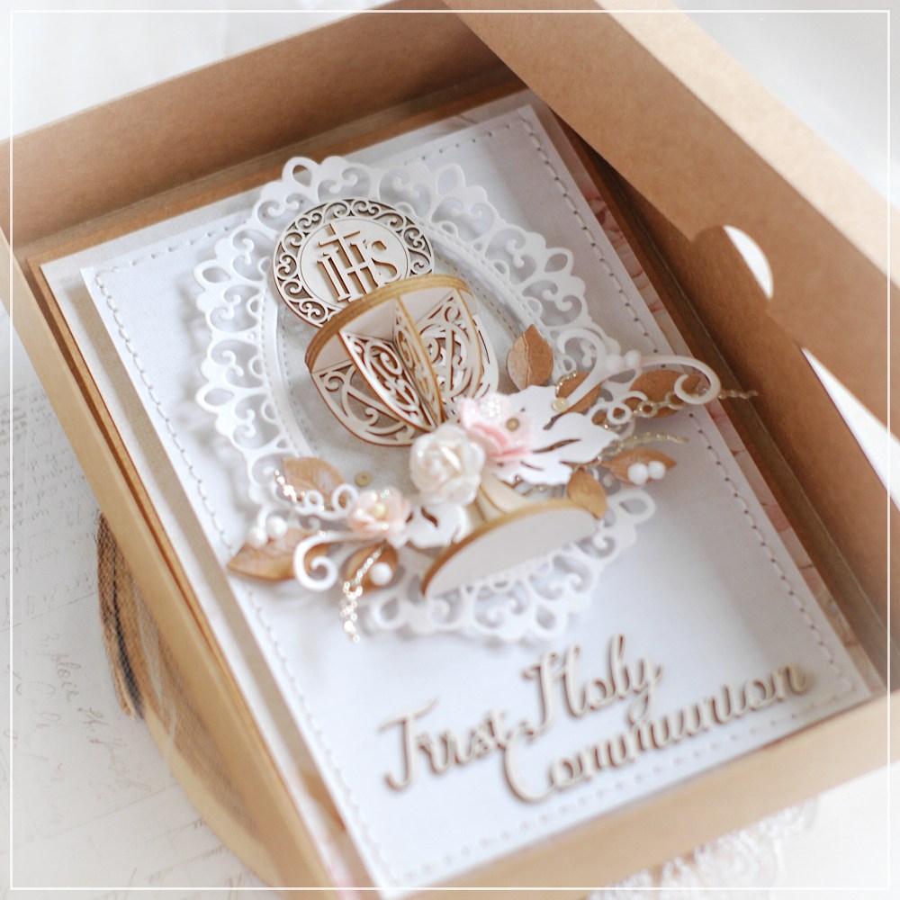 bloomar-designs-handmade-personalised-first-holy-communion-card-in-box-decorated-with-3d-chalice-4
