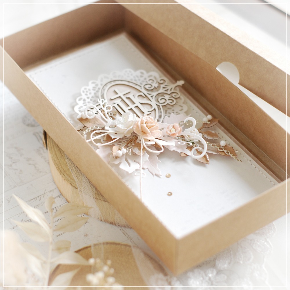 bloomar-designs-handmade-personalised-first-holy-communion-card-in-box-for-a-girl-1